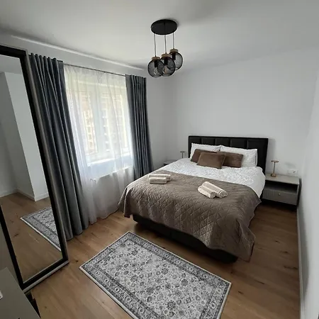 Appartamento Mosaic Urban Retreat With Free Parking Braşov